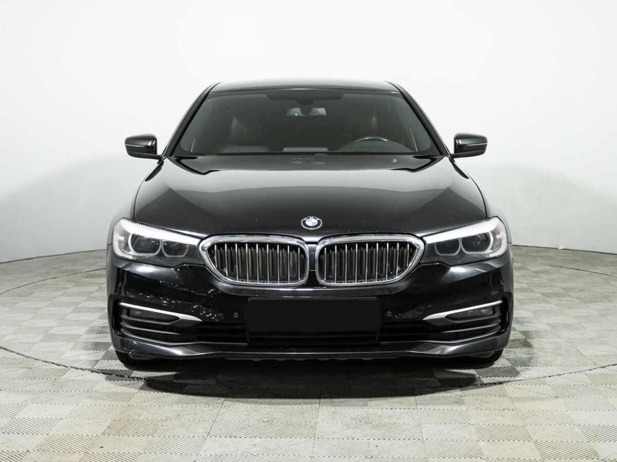 Купить BMW 5 серии 520i VII (G30/G31/G38), 2017, 323 000 км, фото №2