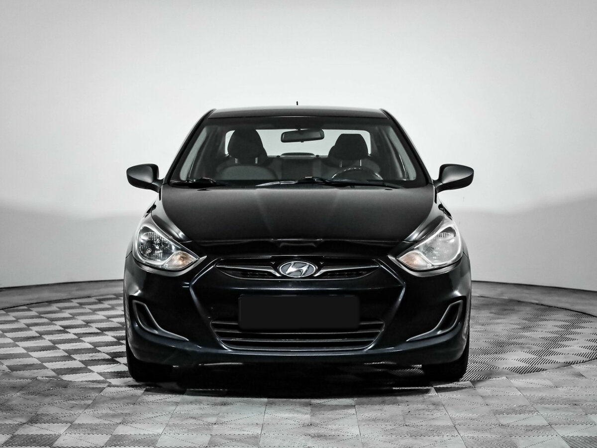 Купить Hyundai Solaris I, 2013, 148 193 км, фото №2