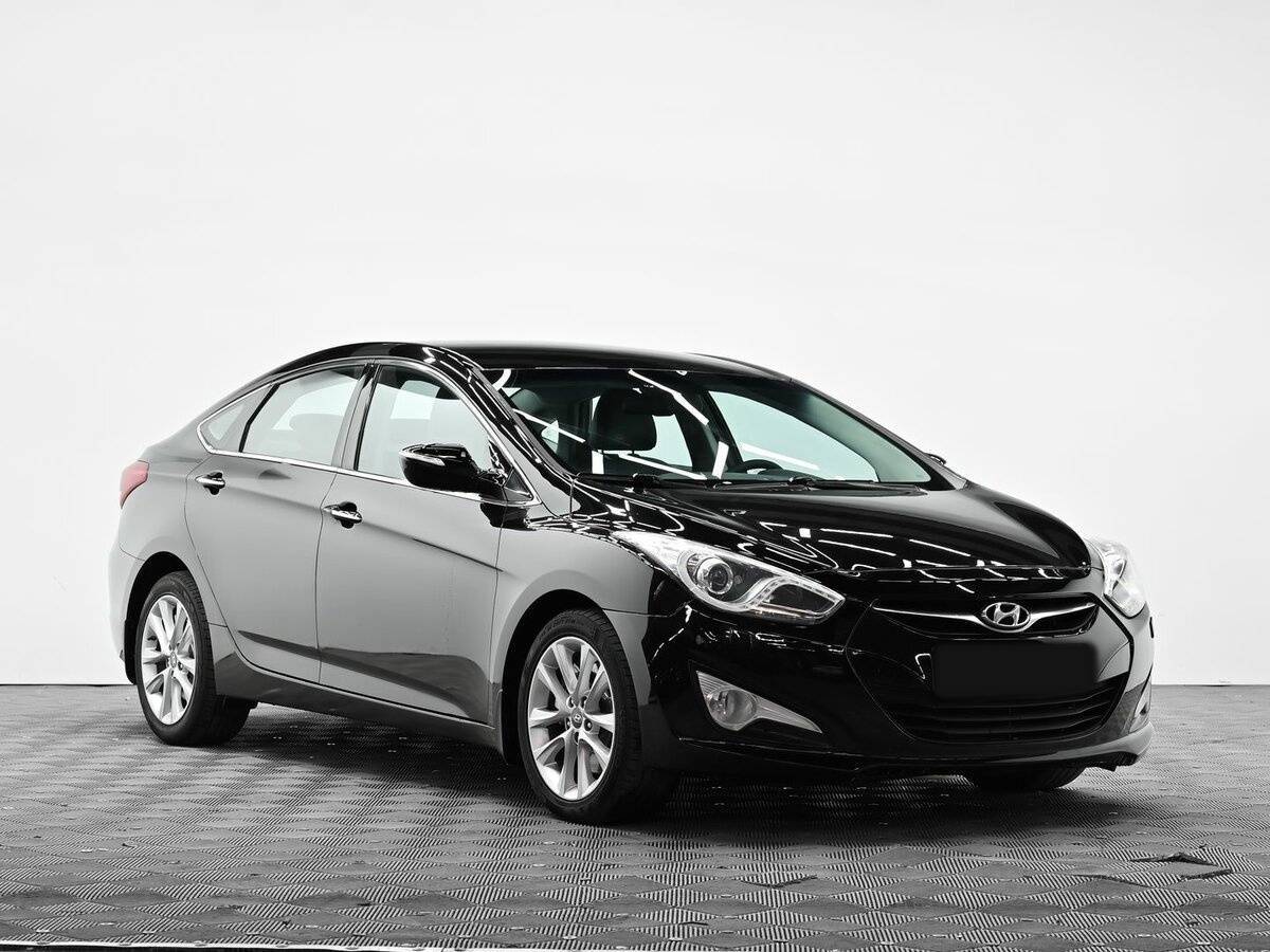 Купить Hyundai i40, 2015, 196 000 км, фото №2