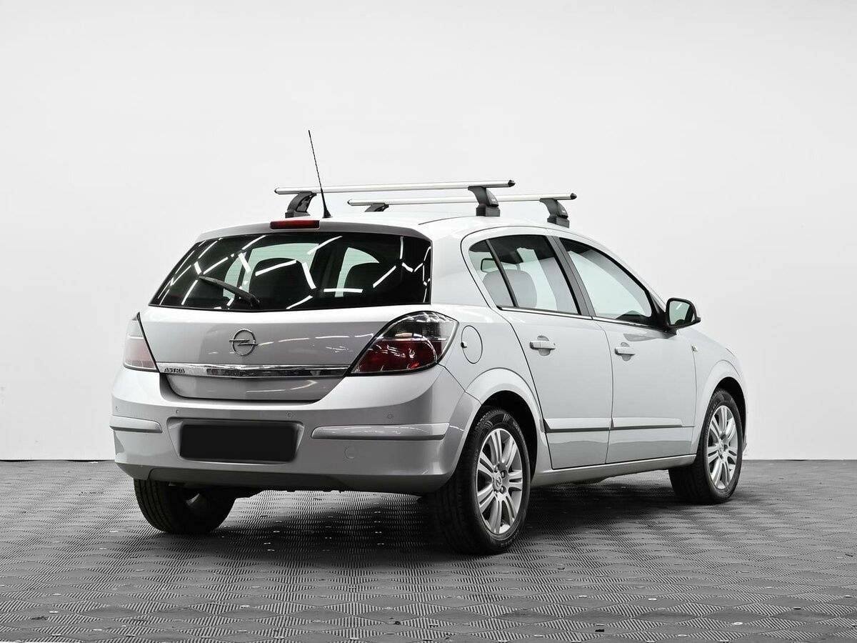 Купить Opel Astra, 2012, 182 000 км, фото №4