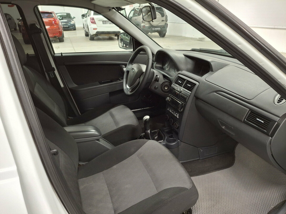 Купить Lada (ВАЗ) Priora I Рестайлинг, 2017, 39 132 км, фото №11