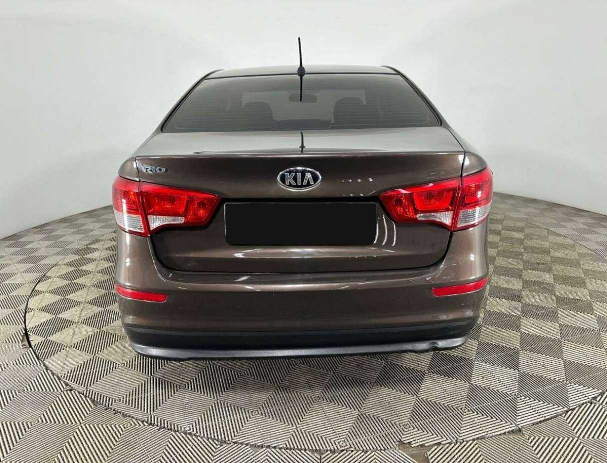 Купить Kia Rio, 2015, 230 789 км, фото №3