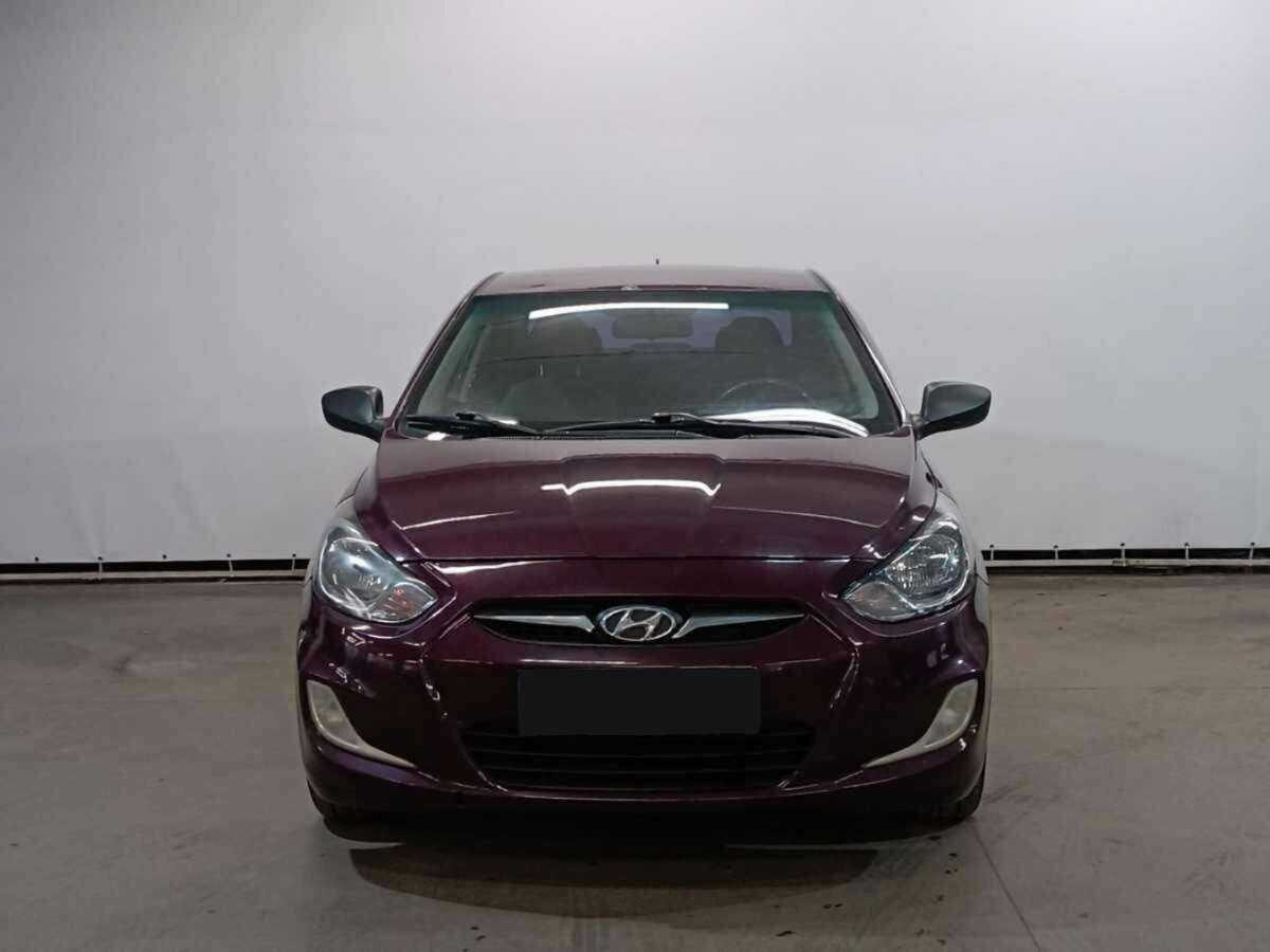 Купить Hyundai Solaris, 2012, 151 000 км, фото №2