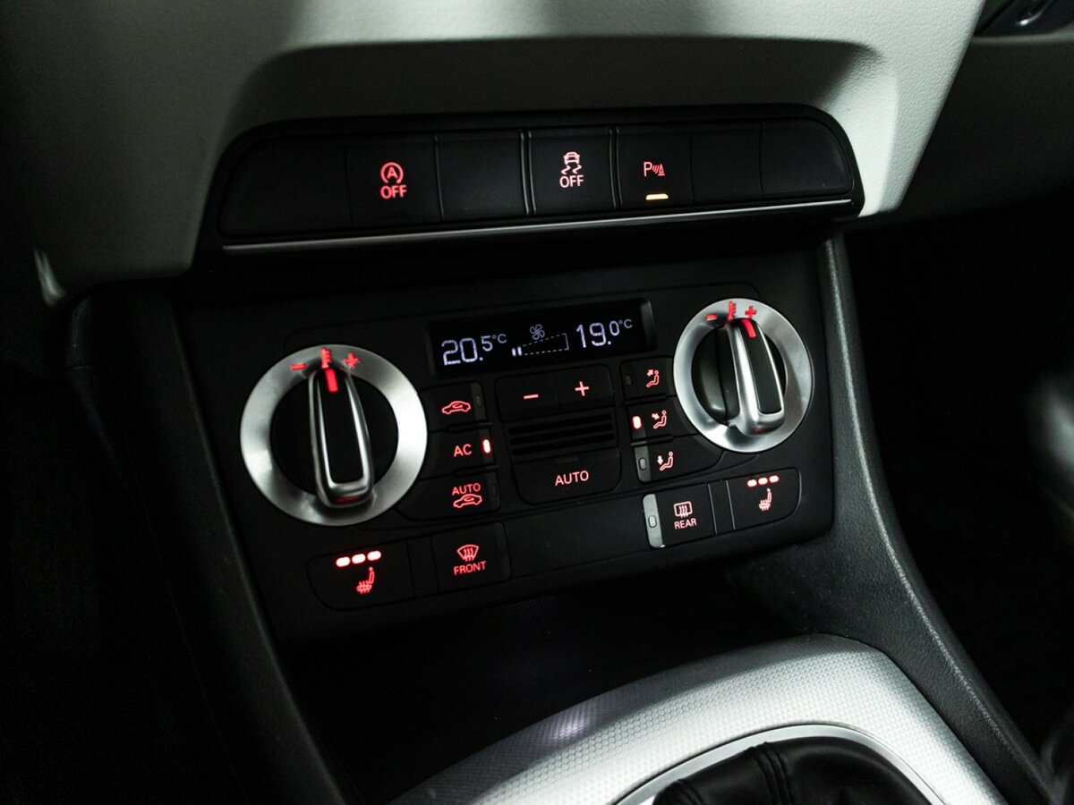 Купить Audi Q3 I (8U), 2012, 210 930 км, фото №13