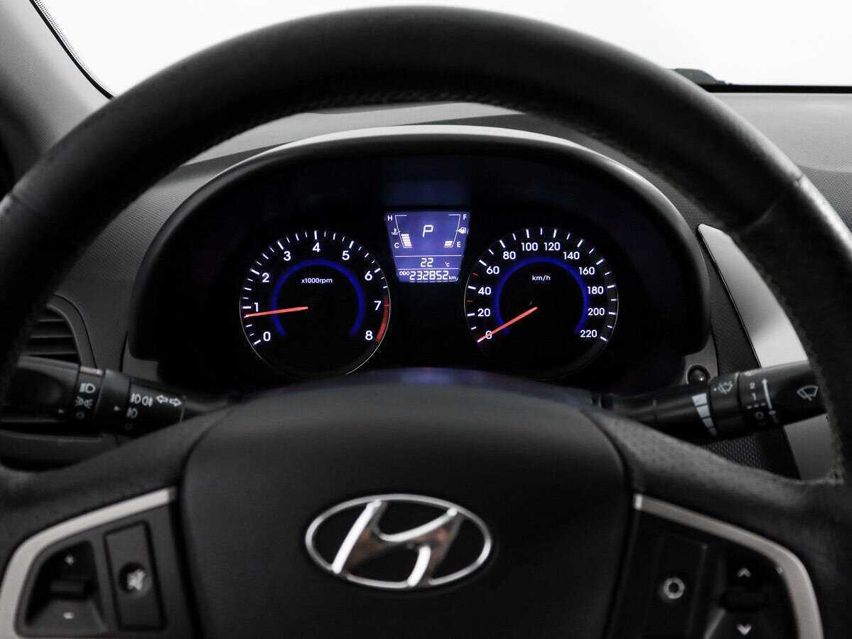 Купить Hyundai Solaris, 2013, 232 851 км, фото №15