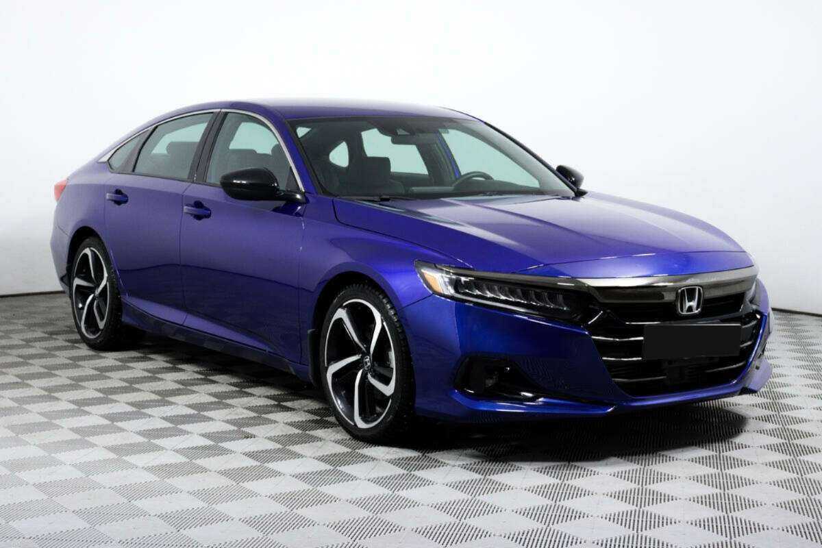 Купить Honda Accord, 2022, 10 563 км, фото №3