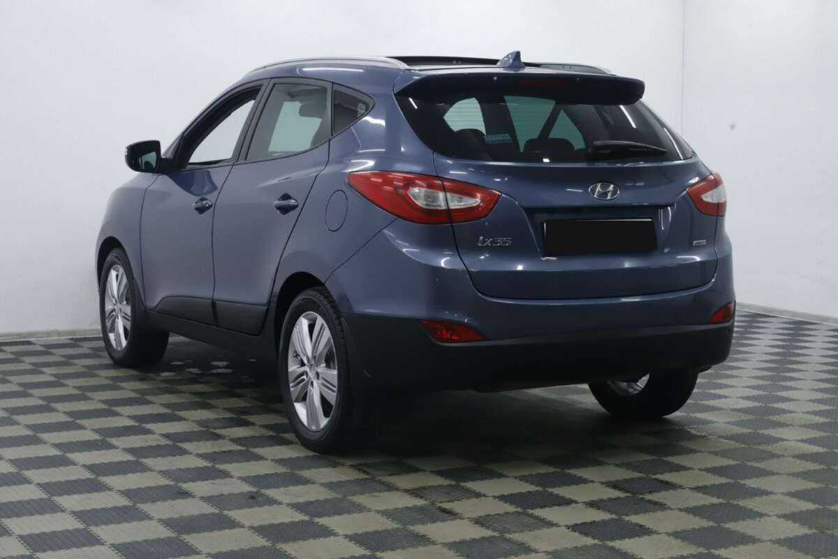 Купить Hyundai ix35, 2015, 68 000 км, фото №2