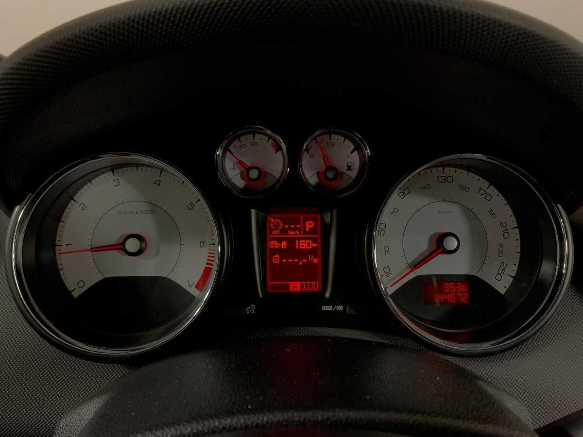 Купить Peugeot 308, 2012, 144 672 км, фото №15