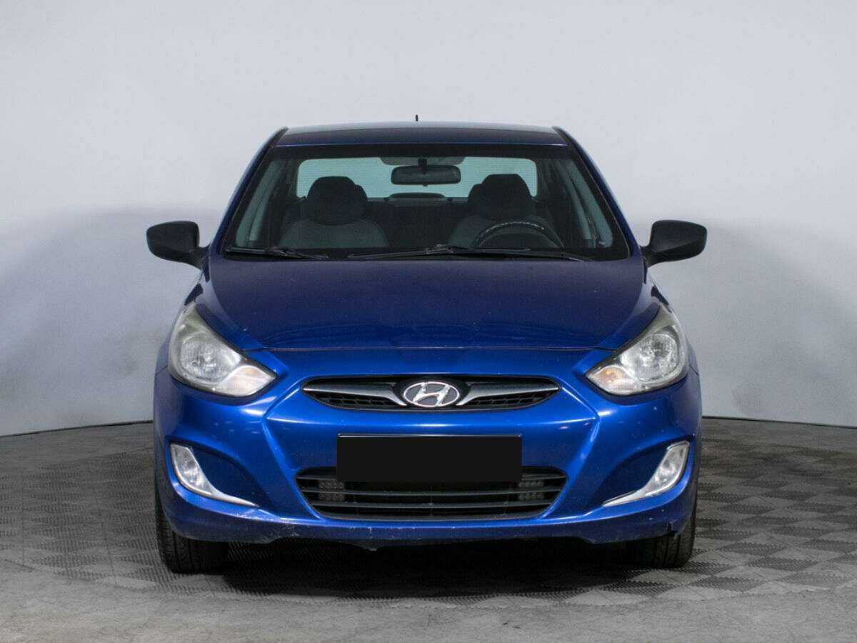 Купить Hyundai Solaris, 2012, 81 900 км, фото №2